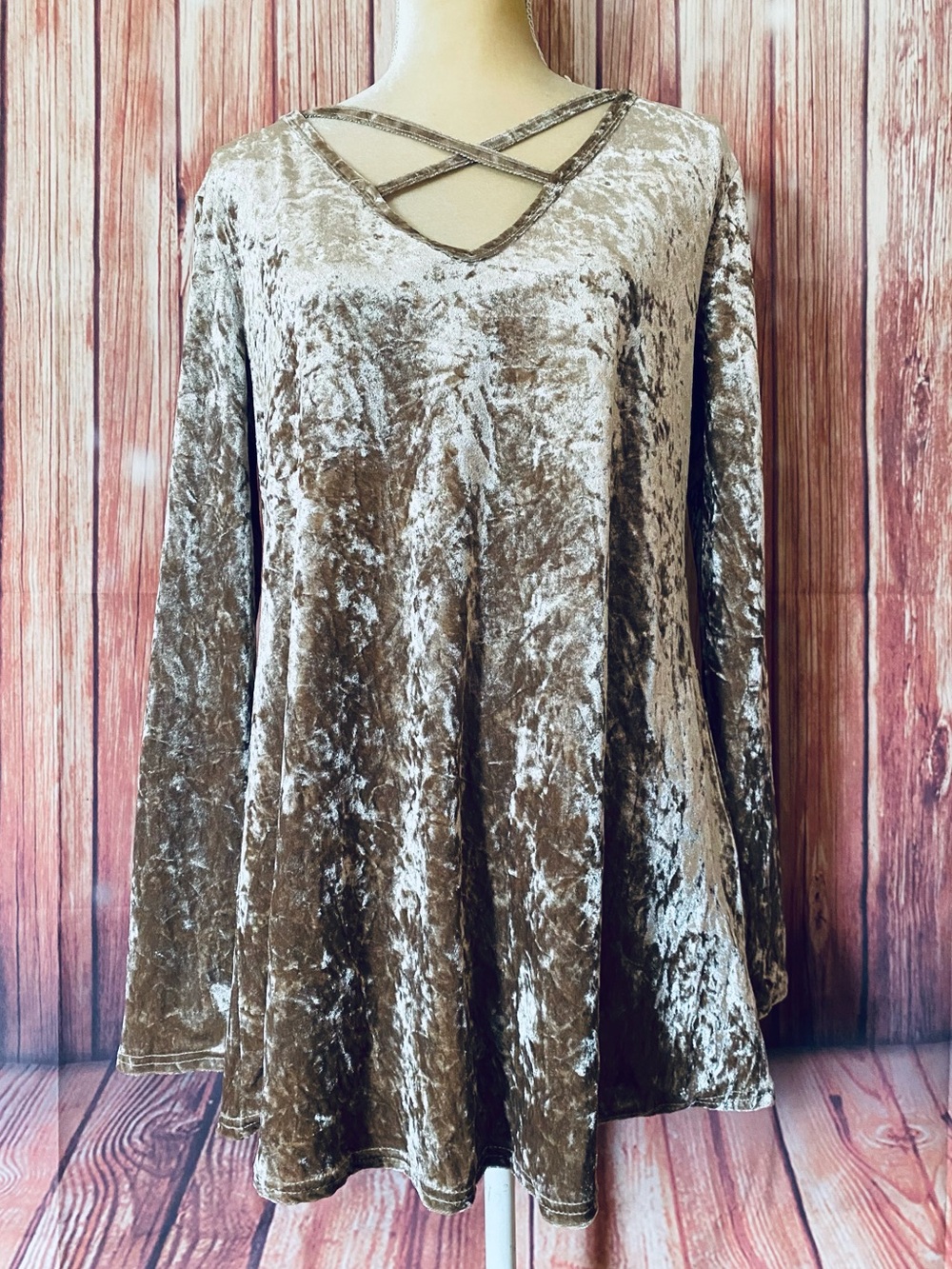 Women’s Large Tunic Blouse Piko Velour Gold Long Sleeves V Neck Cross Soft
